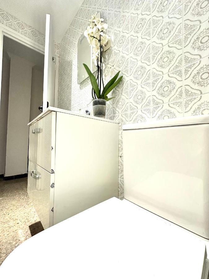 Apartamento Cebra Apartment Zaragoza Exterior foto