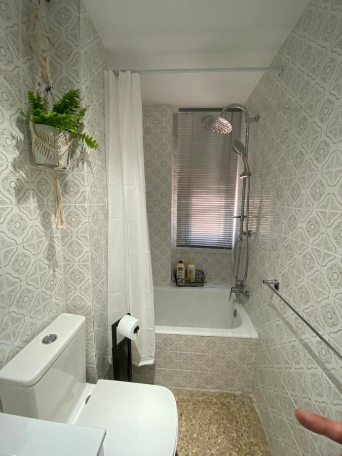 Apartamento Cebra Apartment Zaragoza Exterior foto